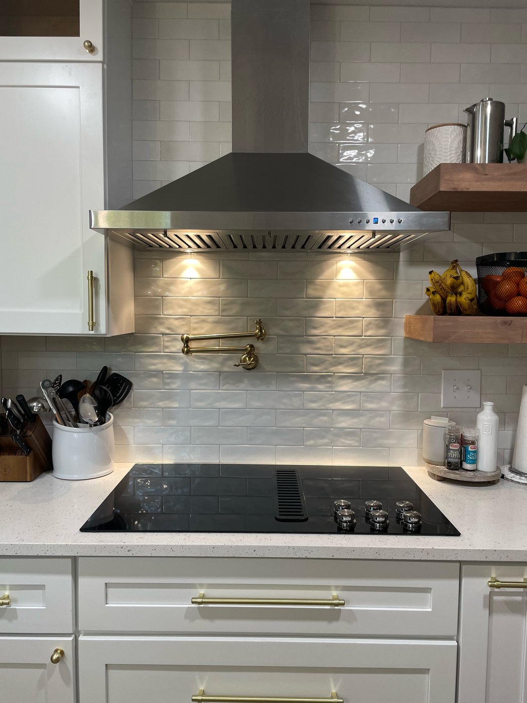 Kitchen backsplash tile installation